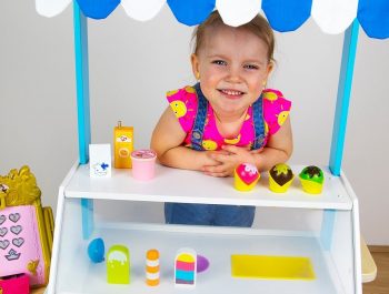 Gaby and Alex Pretend Play with Ice Cream Cart Toy