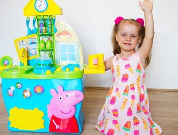 Gaby in Fun Pretend Play Story with Kitchen Toys Set
