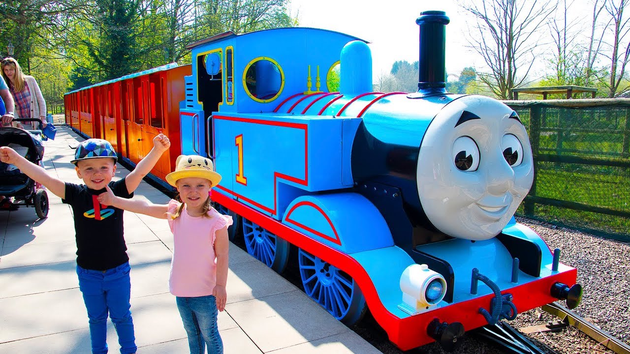Gaby and Alex having Family Fun at Thomas and Friends Amusement Theme Park for kids