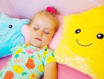 Twinkle Twinkle Little Star Song for Children Nursery Rhyme by Gaby and Alex