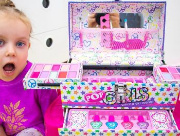 Gaby Pretend Play with Kids Make Up Toys