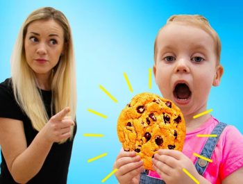 Johny Johny Yes Papa by Gaby and Alex