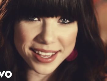 Carly Rae Jepsen – Call Me Maybe