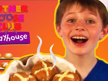 Hot Cross Buns! – Mother Goose Club Playhouse Kids Video