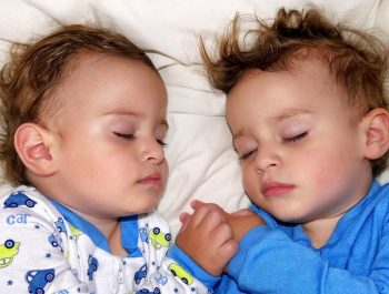 Twinkle Twinkle Little Star | Nursery Rhyme & Kids Song by LM