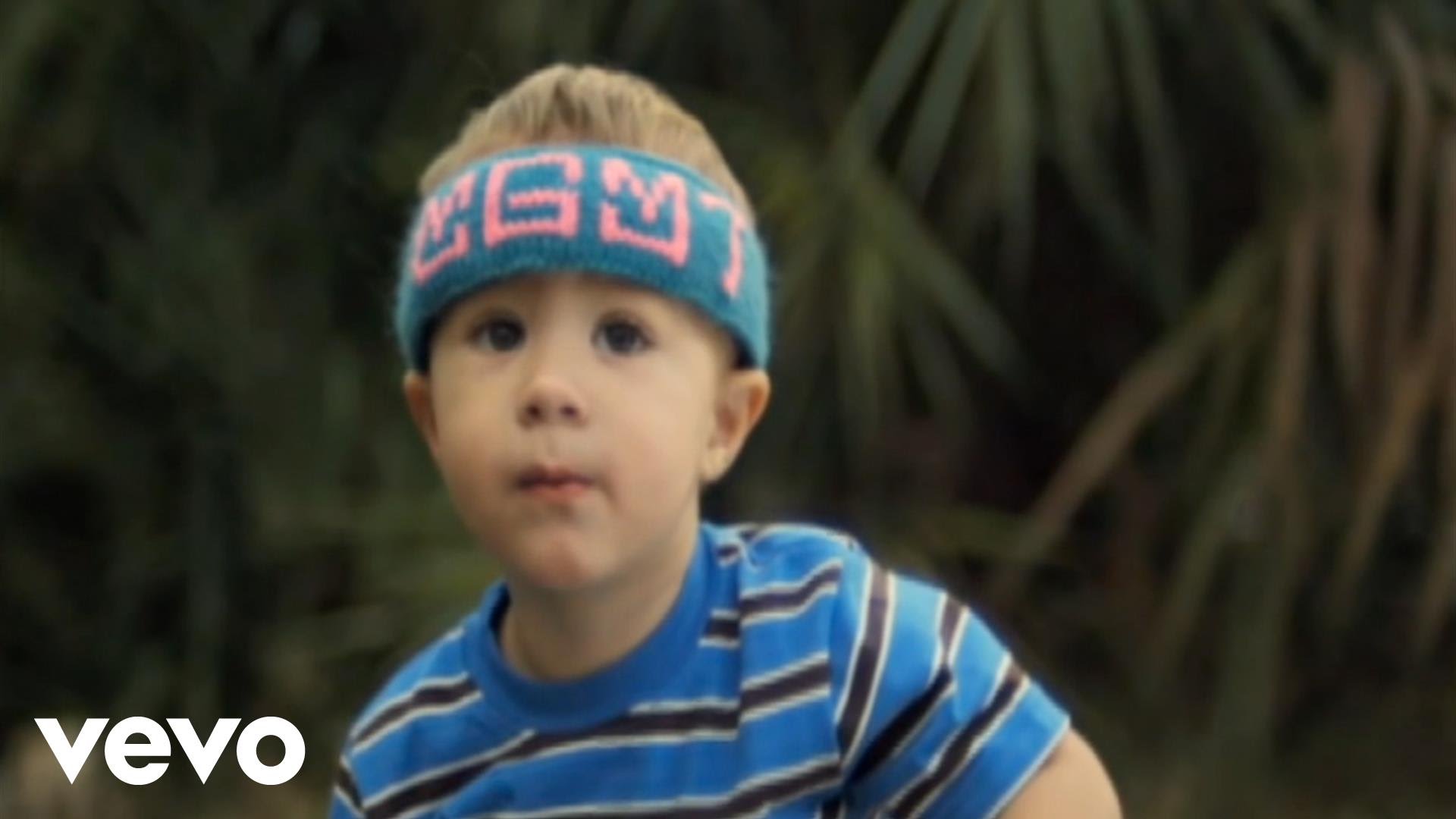 MGMT – Kids (Video with Fire Intro)