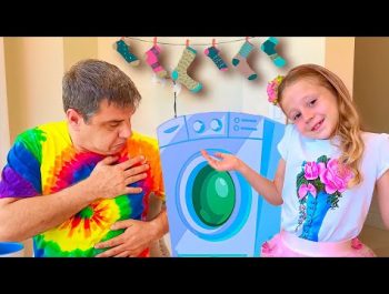 Nastya and dad stories for kids about help each other and smoothie challenge.